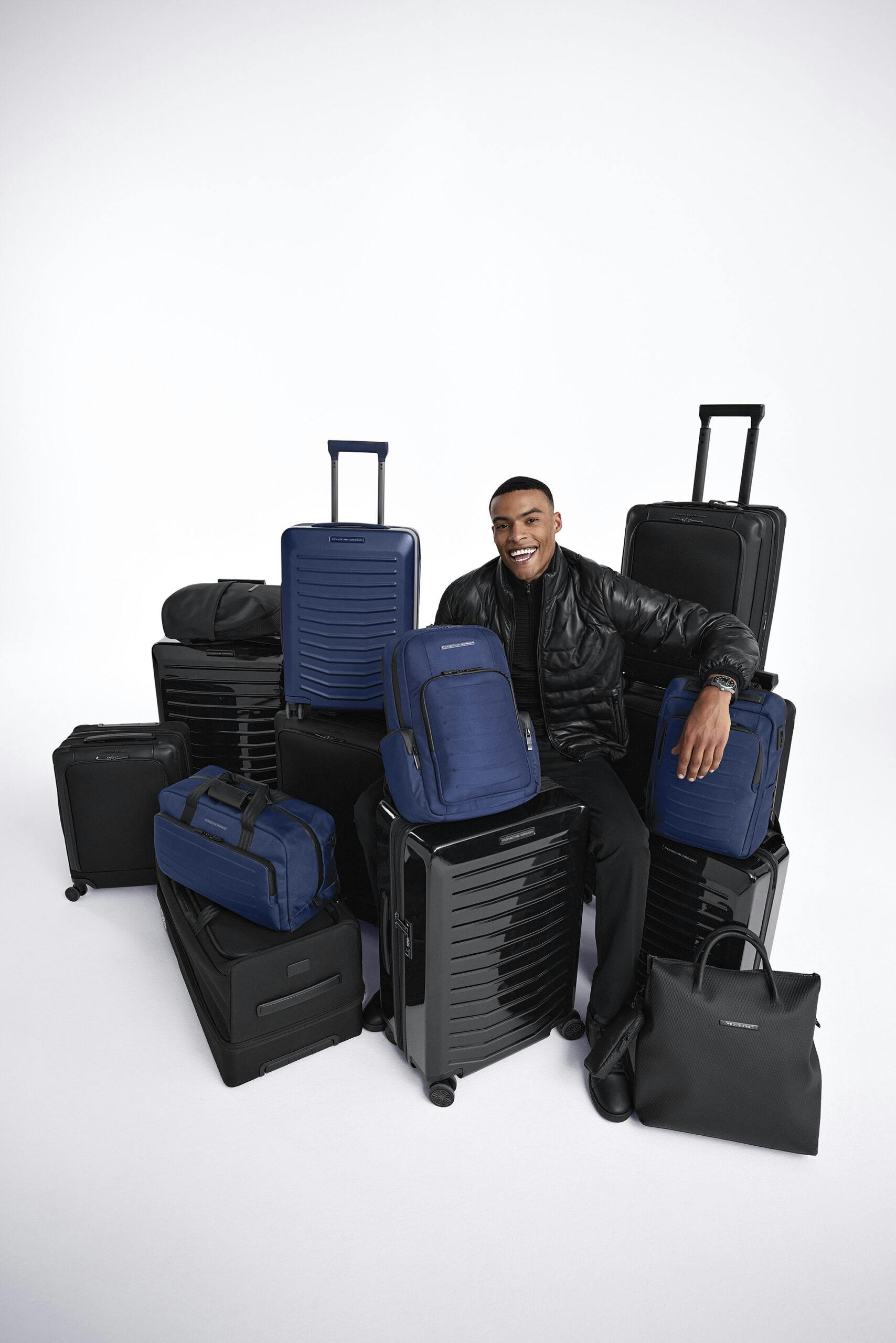 PD_FW23_BagsAndLuggage_3262_lowRes_72dpi